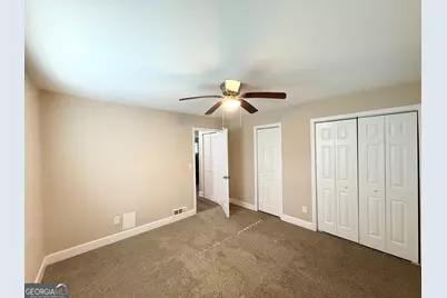 1743 Carter Circle, East Point, GA 30344 - Photo 8