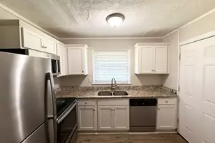 2639 Harmony Way, East Point, GA 30344 - Photo 8