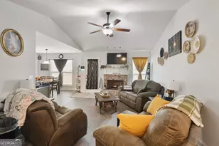 426 Riley Cir NW, Milledgeville, GA 31061 - Photo 18