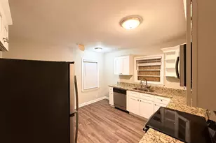 2541 Headland Dr, East Point, GA 30344 - Photo 4
