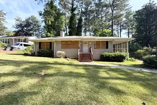 2541 Headland Dr, East Point, GA 30344 - Photo 2