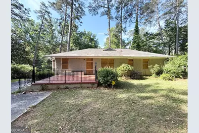 2541 Headland Drive, East Point, GA 30344 - Photo 8