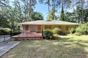2541 Headland Dr, East Point, GA 30344 - Photo 8