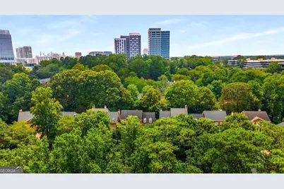 448 Ivy Park Lane NE, Atlanta, GA 30342 - Photo 46