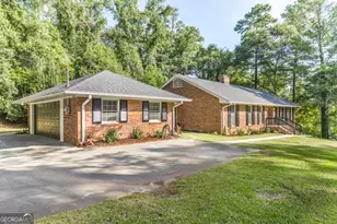 1820 Kirkwood Dr, Macon, GA 31211 - Photo 2