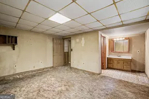 1565 Gordon Rd, Moreland, GA 30259 - Photo 10