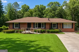 2095 Lilac Ln, Decatur, GA 30032 - Photo 1