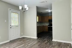 7018 New Dale Rd, Rex, GA 30273 - Photo 10