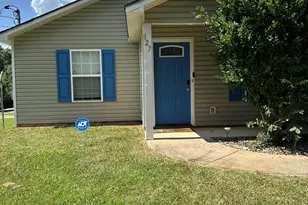 127 3rd St, Thomaston, GA 30286 - Photo 2