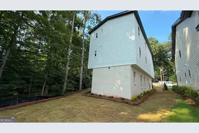 5028 Hidden Branch Drive, Buford, GA 30518 - Photo 4