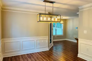 5750 Crest Hill Dr, Buford, GA 30518 - Photo 10