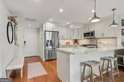 2965 Pharr Court South NW #UNIT 416, Atlanta, GA 30305 - Photo 8
