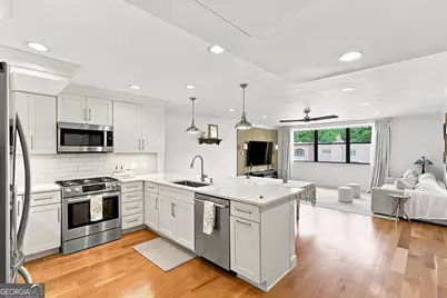 2965 Pharr Court South NW #UNIT 416, Atlanta, GA 30305 - Photo 10