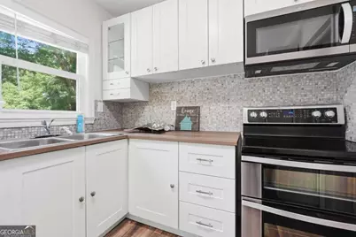 1091 Walker Drive, Decatur, GA 30030 - Photo 16