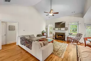 1030 Woodberry Dr, Watkinsville, GA 30677 - Photo 8