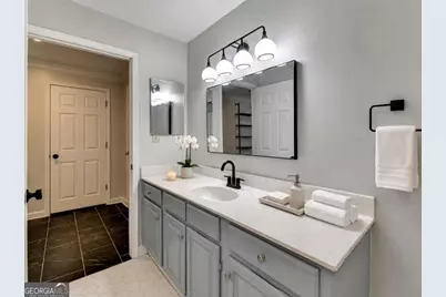 3201 Lenox Road NE #19, Atlanta, GA 30324 - Photo 16