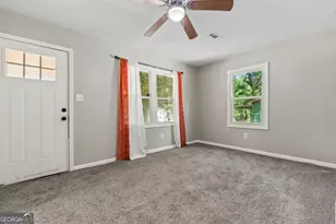 45 Domineck St, Newnan, GA 30263 - Photo 2