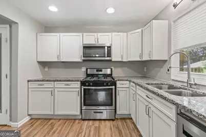 45 Domineck Street, Newnan, GA 30263 - Photo 4
