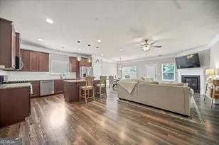 221 Woodford Dr, Canton, GA 30115 - Photo 12