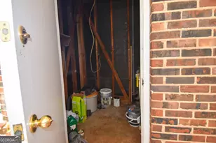 1541 Oakhill Dr, Griffin, GA 30223 - Photo 22