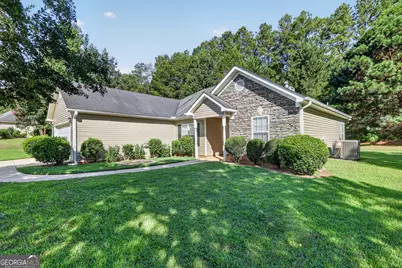 180 Shenandoah Drive, Covington, GA 30016 - Photo 1