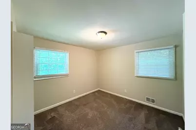 2839 Waters Road SW, Atlanta, GA 30354 - Photo 6