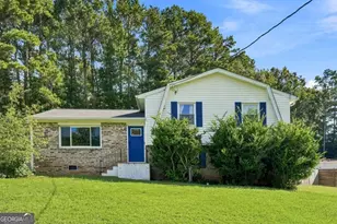 624 Village Ln Dr SW, Marietta, GA 30060 - Photo 1