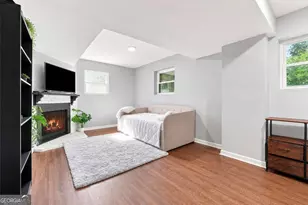 624 Village Ln Dr SW, Marietta, GA 30060 - Photo 18