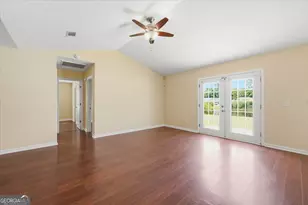 177 Winstead Dr, Brunswick, GA 31525 - Photo 4