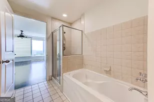 3338 Peachtree Rd NE, Atlanta, GA 30326 - Photo 26