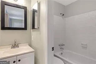12 Surry County Pl NW, Atlanta, GA 30318 - Photo 20