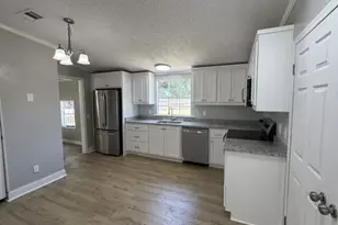 2951 Summerhill Rd, Thomasville, GA 31792 - Photo 4