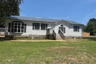 2951 Summerhill Rd, Thomasville, GA 31792 - Photo 1