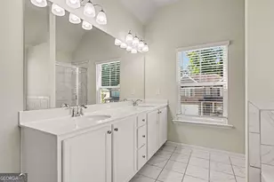 2277 Anne's Lake Cir, Lithonia, GA 30058 - Photo 18