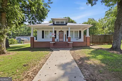 791 Park Avenue SE, Lindale, GA 30147 - Photo 1
