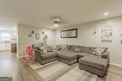 1900 Meadowbrook Circle NW, Dalton, GA 30720 - Photo 12