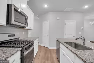 1567 Gin Blossom Cir, Lawrenceville, GA 30045 - Photo 8