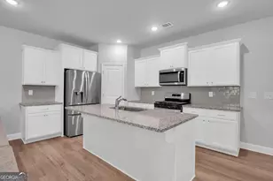 1567 Gin Blossom Cir, Lawrenceville, GA 30045 - Photo 6