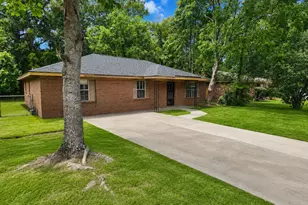 1903 Cimarron St, Savannah, GA 31405 - Photo 2