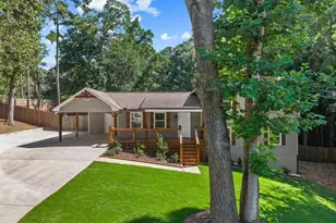 492 Rustic Ridge Cir, Lawrenceville, GA 30043 - Photo 2