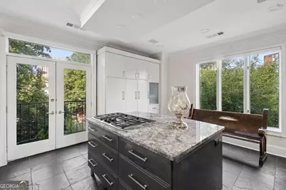 2960 Pharr Court South NW #N6 &amp; N8, Atlanta, GA 30305 - Photo 20
