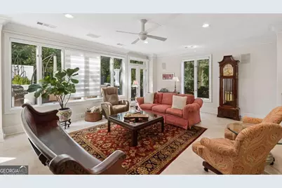 2960 Pharr Court South NW #N6 &amp; N8, Atlanta, GA 30305 - Photo 16