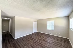 674 Lyric Way NW, Atlanta, GA 30318 - Photo 4