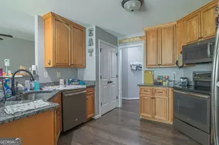 52 Brooks Lake Dr, Newnan, GA 30263 - Photo 38