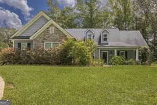 52 Brooks Lake Dr, Newnan, GA 30263 - Photo 1