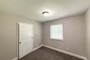 429 SE Oak Dr, Atlanta, GA 30354 - Photo 16