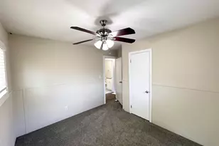 939 N Eugenia Pl NW, Atlanta, GA 30318 - Photo 12