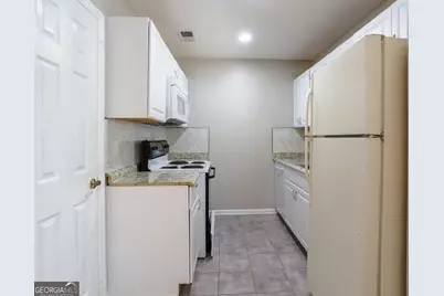 189 Holcomb Ferry Road, Roswell, GA 30076 - Photo 6