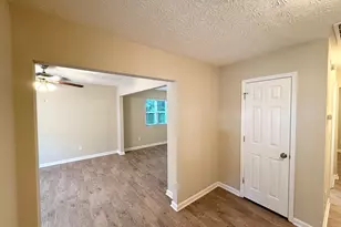 3920 Melanie Woods Dr, South Fulton, GA 30349 - Photo 4