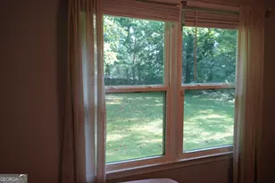 91 Hurt Rd SE, Smyrna, GA 30082 - Photo 16